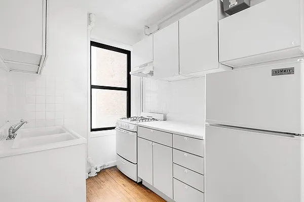 Rented by Compass | media 5