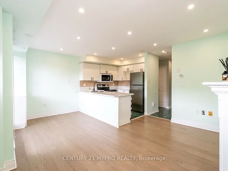 98 Cornell Park Ave #B202 — Photo 11