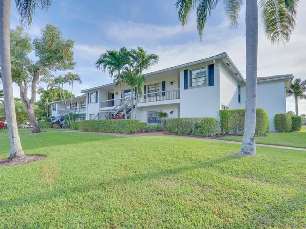 3 Stratford Dr #F, Boynton Beach, FL 33436