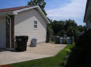 113 Lake Ridge Dr, Saint Peters, MO 63376