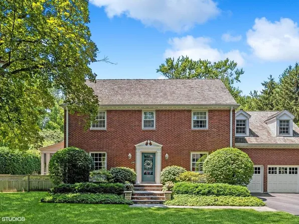 854 Boal Pkwy, Winnetka, IL 60093