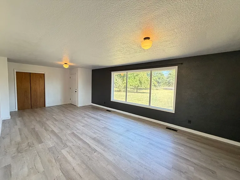 27840 Seven Mile Ln — Photo 5
