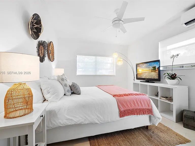 365 N Shore Dr — Photo 38
