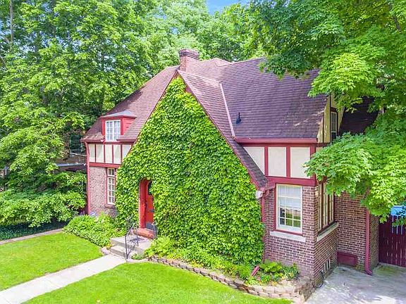 3rd image of 1502 NE Glen Oak Ave