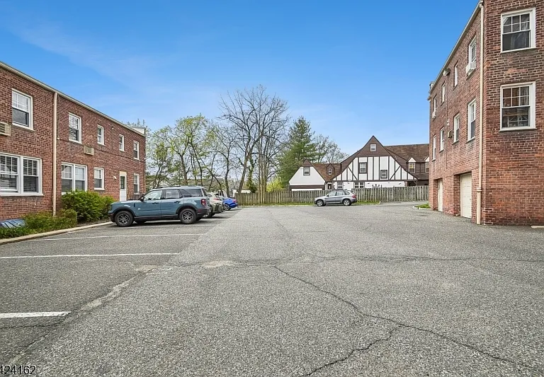 176 Millburn Ave #29 — Photo 22