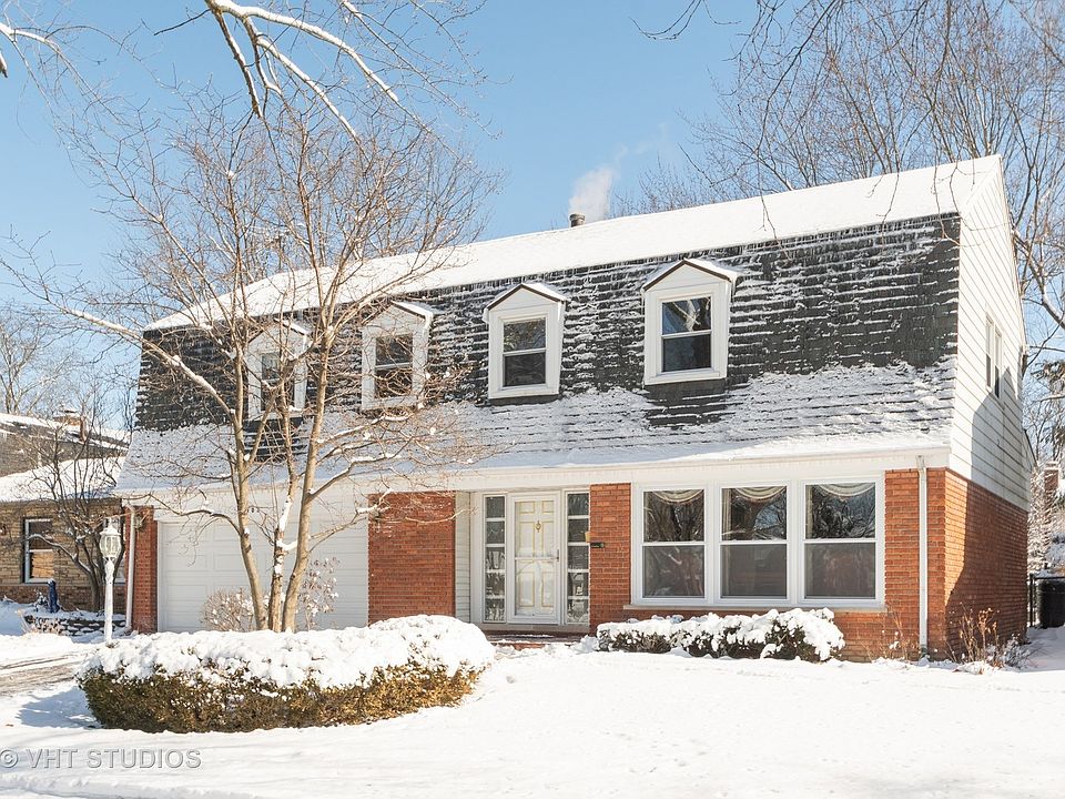 1st image of 903 Maple Rd