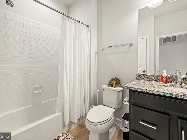 605 Skiff Way — Photo 24