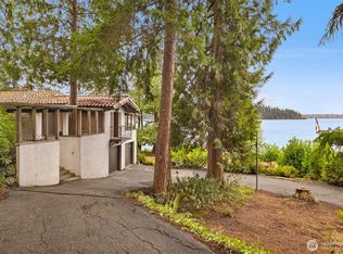 5265 W Mercer Way, Mercer Island, WA 98040