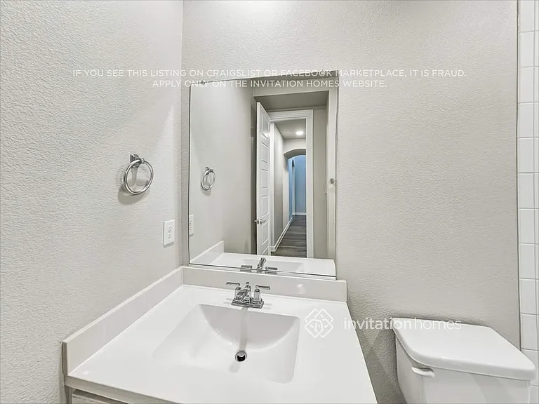 2533 Stella Ln — Photo 16