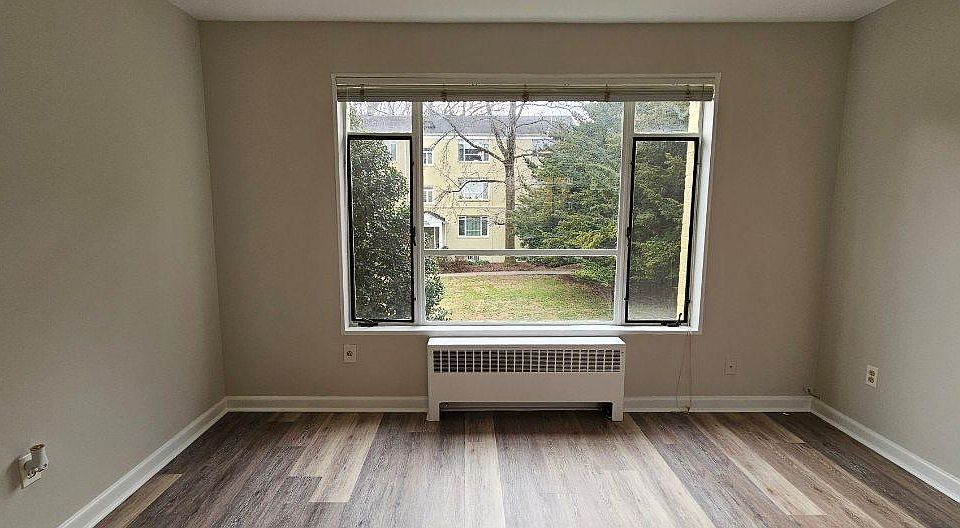 Parkside Condominiums 10661 Weymouth St Bethesda MD Zillow