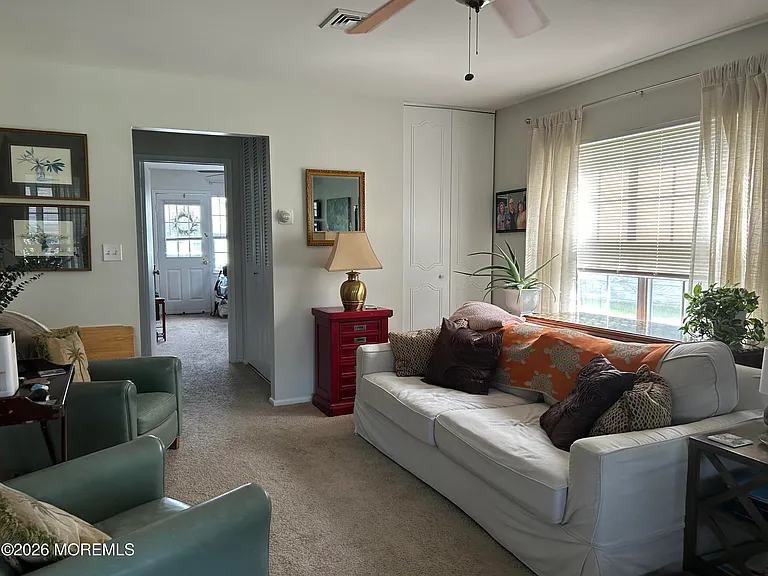 1211D Shetland Dr — Photo 1