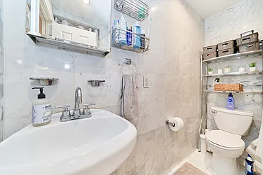 Rented by Living New York