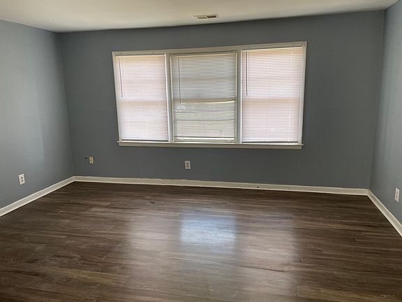 5th image of 529 E Shelby Dr