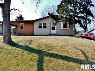 4917 N Ronald Rd, Peoria, IL 61614