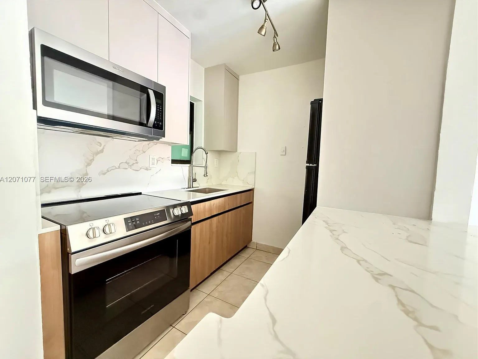 Villa Del Sol Condo — Photo 4