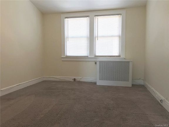 4th image of 156 Montgomery St #3