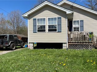 102 Gordon St, Girard, OH 44420