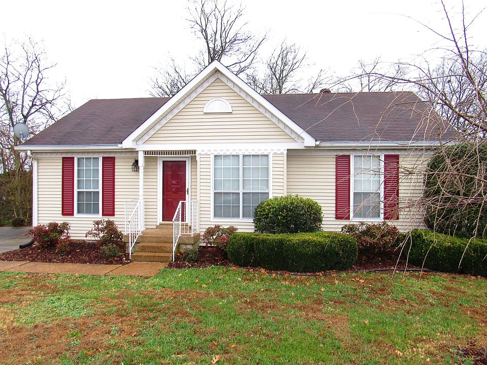 1st image of 504 Jacksons Hill Ct