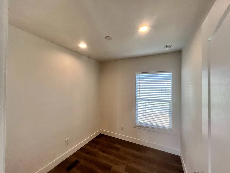 1409 N French St #138 — Photo 4
