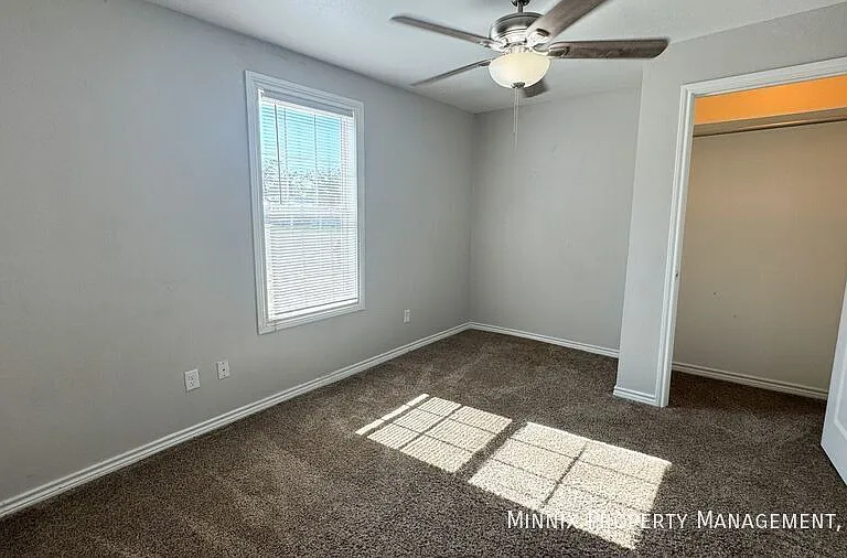 755 W Knox St #FS-1 — Photo 21