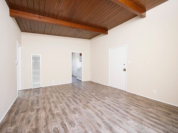 4th image of 6538 Fountain Ave #75-07
