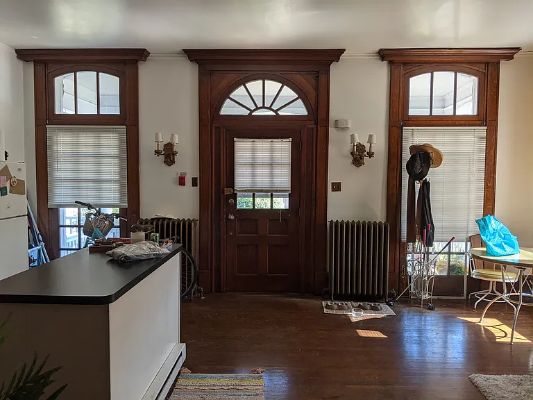 5606 Ridge Avenue — Photo 10