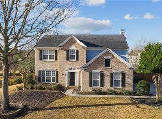 560 Midhurst Pl, Johns Creek, GA