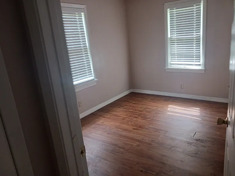 1113 Hayes St — Photo 4