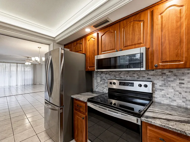 2650 Pearce Dr — Photo 7