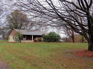 6325 Tuscarawas Rd, Industry, PA 15052