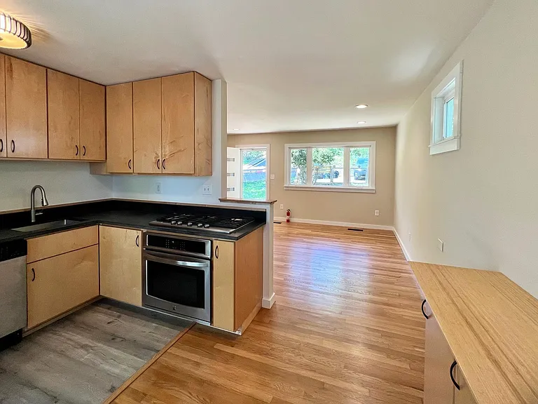 1410 Monticello Rd — Photo 7