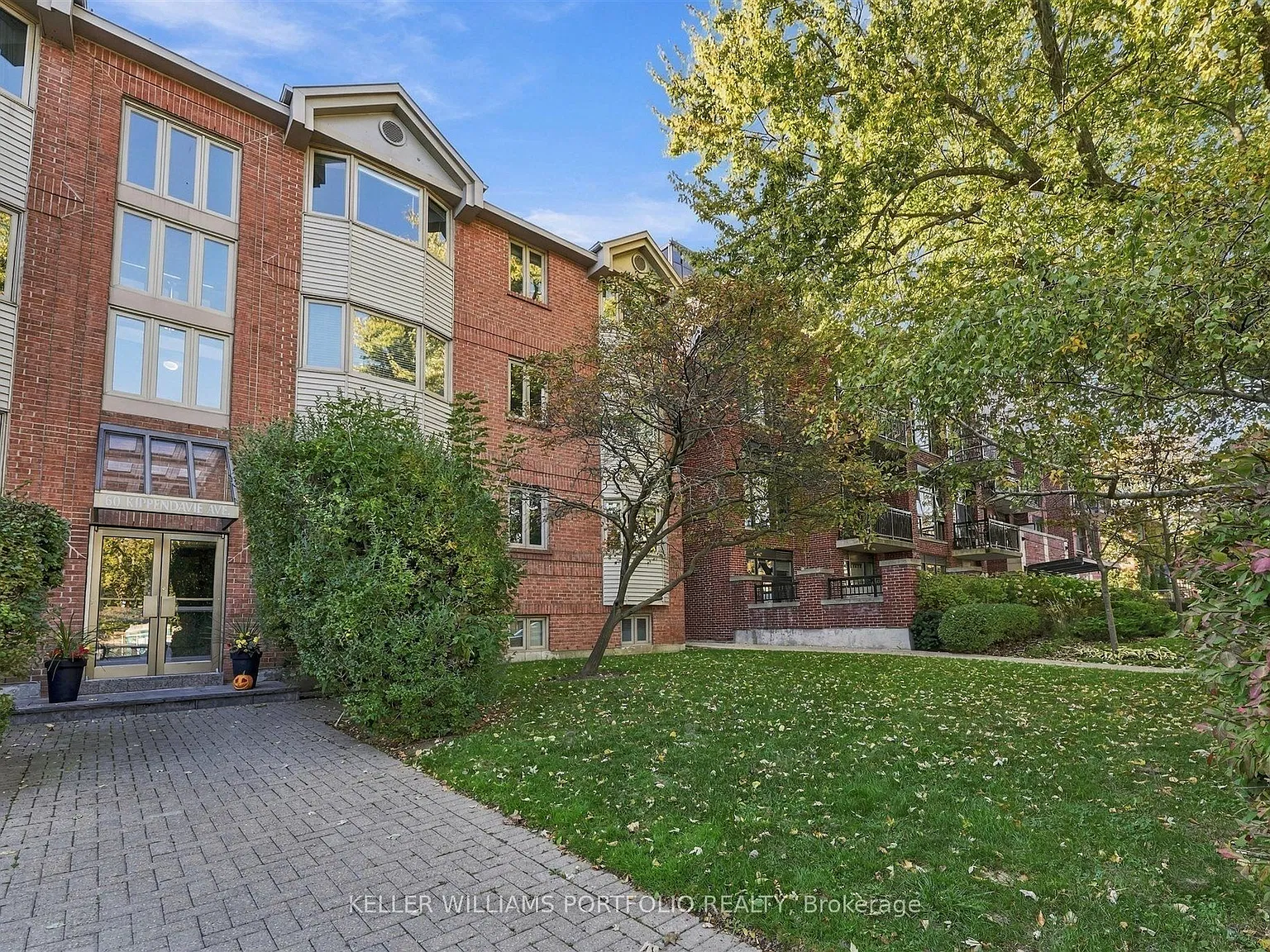 1 bed, $2,200 — Photo 4