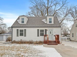 2319 49th Pl, Des Moines, IA 50310