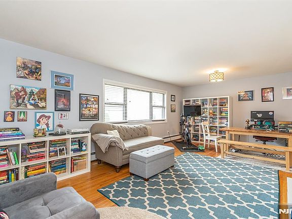 2nd image of 6 Colonial Drive #65