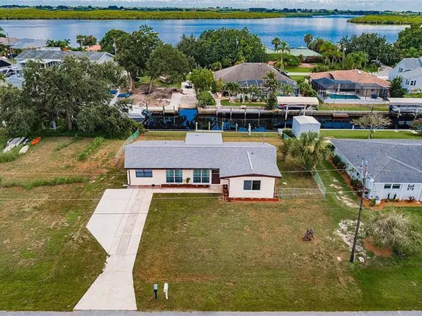 3234 Daytona Dr, Punta Gorda, FL 33983