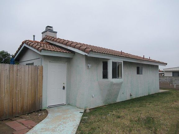 2nd image of 6845 Amethyst Ave