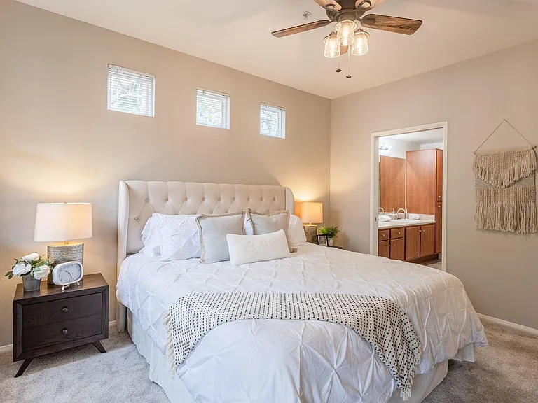 44704 Adam Ln — Photo 10