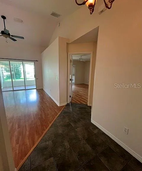 5048 NW 35th St — Photo 7