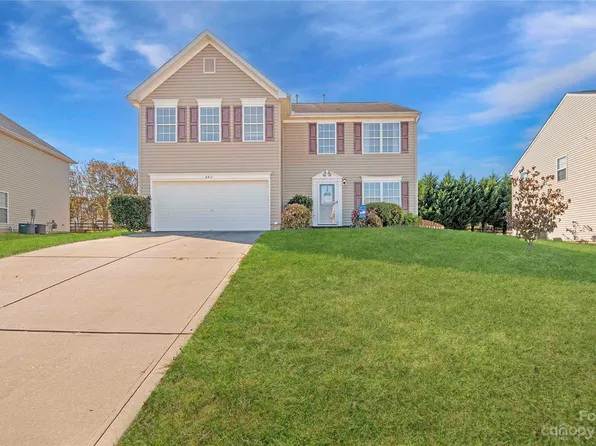 4311 Owls Perch Dr, Charlotte, NC 28278
