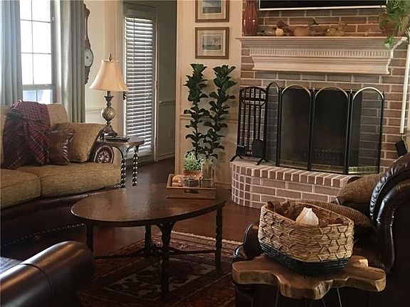 4th image of 425 Trailridge Dr