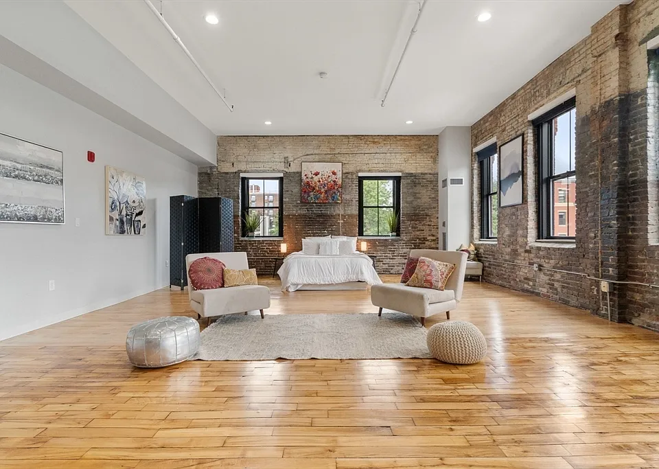 70-72 Northampton St #200A