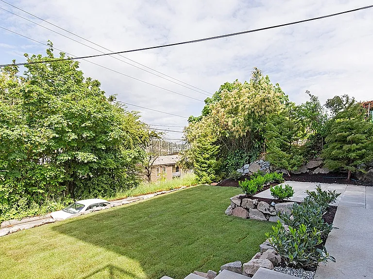 Back Nine Apartments - Located on the west slope of Queen Anne — Photo 44