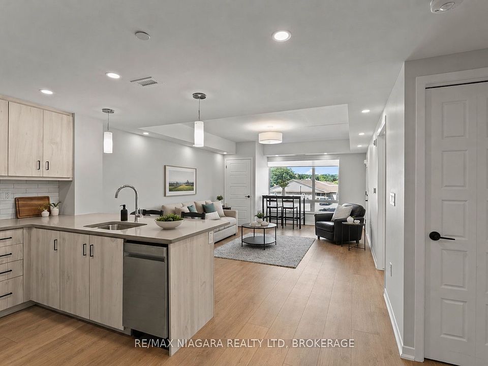 1st image of 3998 Victoria Ave #206