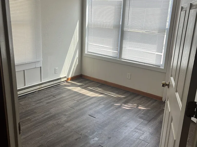 912 N State Rd #5 — Photo 5