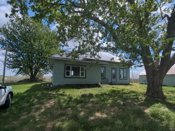 1309 Grape Ave, Packwood, IA 52580