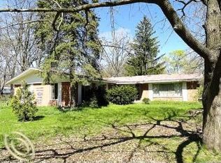 44814 Robson Rd, Van Buren Township, MI 48111