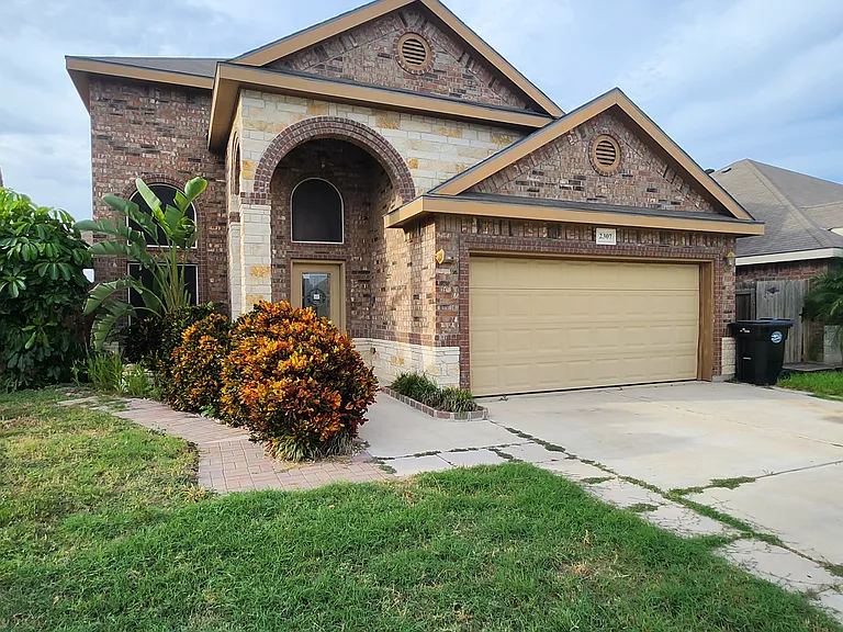 2307 Sage Dr — Photo 1