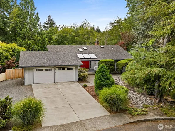 1517 Briarwood Court NW, Olympia, WA 98502