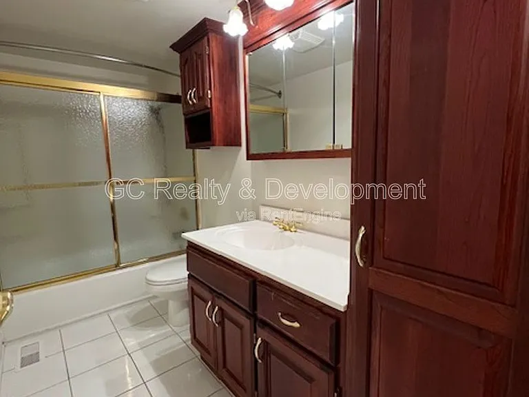 1540 Edgefield Ln — Photo 18