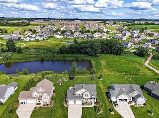 6638 Prairie Creek Rd, Windsor, WI 53598